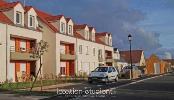 Logement tudiant T3 à Hanches (28130)