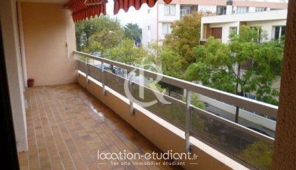 Logement étudiant T3 à Hyères (83400)
