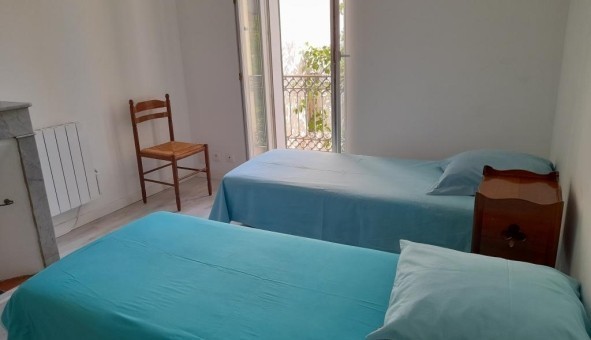 Logement tudiant T3 à Hyres (83400)