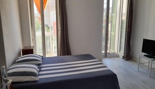 Logement tudiant T3 à Hyres (83400)