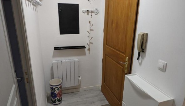Logement tudiant T3 à Hyres (83400)