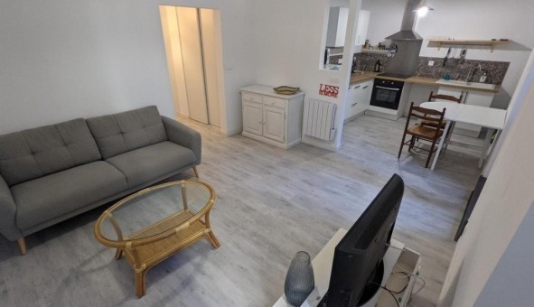 Logement tudiant T3 à Hyres (83400)
