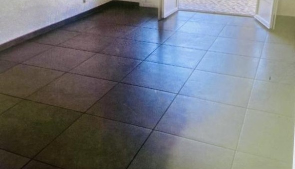 Logement tudiant T3 à Hyres (83400)