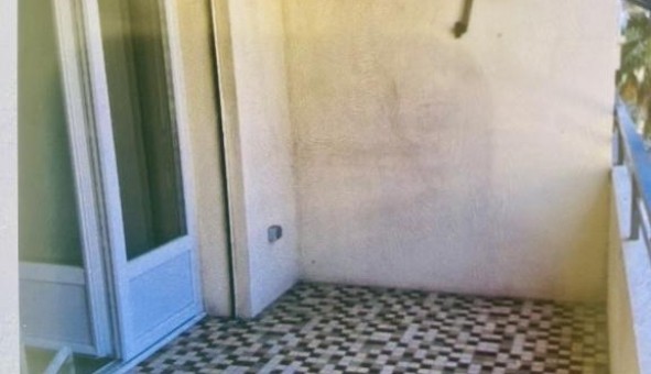 Logement tudiant T3 à Hyres (83400)