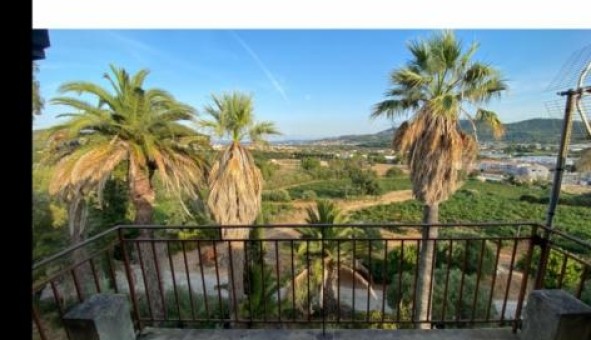 Logement �tudiant T3 &agrave; Hy�res (83400)