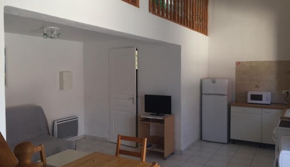 Logement �tudiant T3 &agrave; Hy�res (83400)