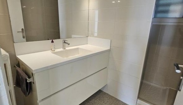 Logement �tudiant T3 &agrave; Hy�res (83400)