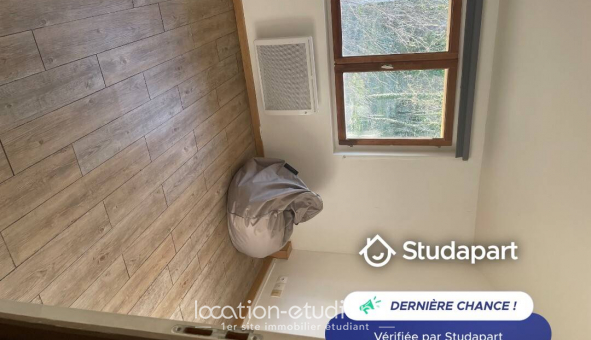 Logement tudiant T3 à Issou (78440)
