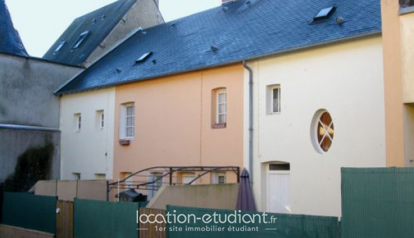 Logement tudiant T3 à Ivoy le Pr (18380)