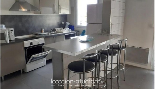 Logement tudiant Location T3 Vide Izon (33450)