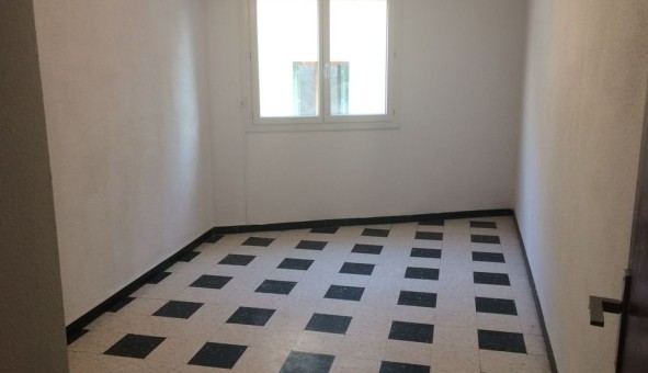 Logement �tudiant T3 &agrave; Jonqui�res (34725)