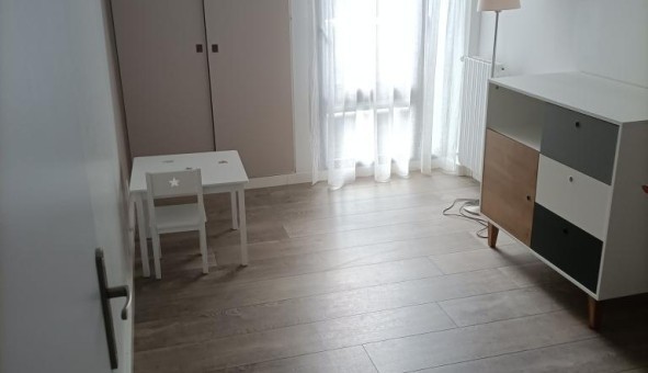 Logement �tudiant T3 &agrave; Jouy en Josas (78350)