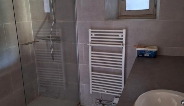 Logement tudiant T3 à Junhac (15120)