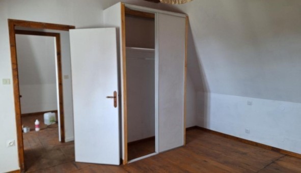 Logement tudiant T3 à Junhac (15120)