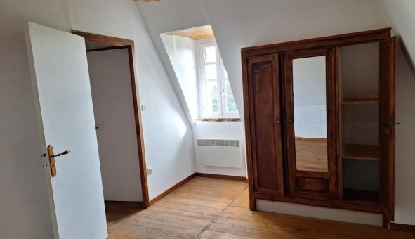 Logement tudiant T3 à Junhac (15120)