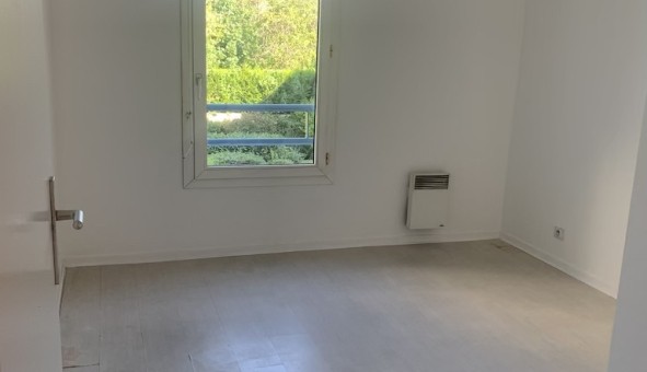 Logement tudiant T3 à L'Ha les Roses (94240)