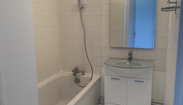 Logement tudiant T3 à L'Ha les Roses (94240)