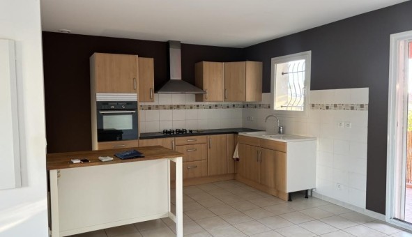 Logement tudiant T3 à L'Isle sur la Sorgue (84800)