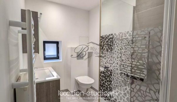 Logement �tudiant T3 &agrave; La Bastide des Jourdans (84240)