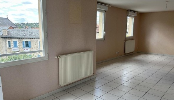 Logement tudiant T3 à La Bastide l'vque (12200)
