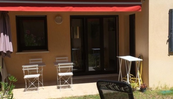 Logement tudiant T3 à La Bastidonne (84120)