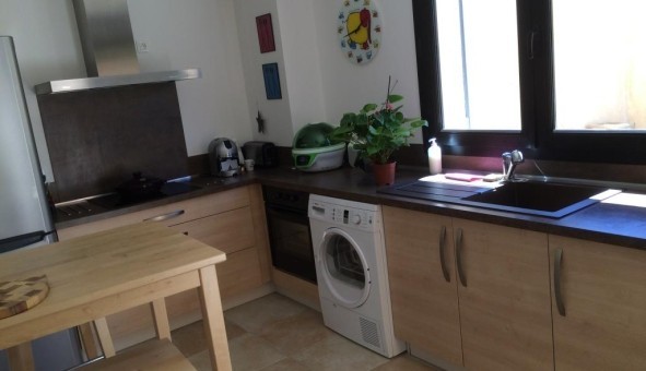 Logement tudiant T3 à La Bastidonne (84120)