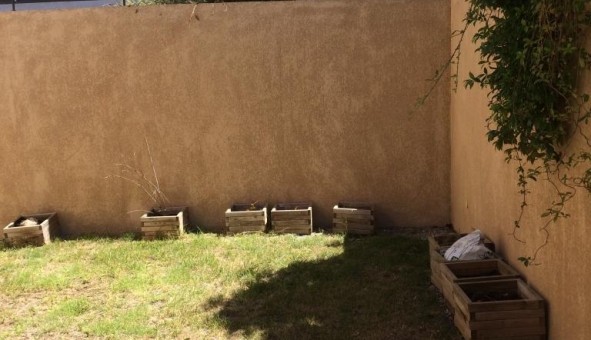 Logement tudiant T3 à La Bastidonne (84120)