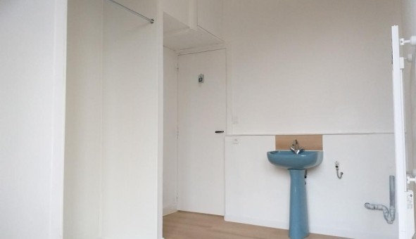 Logement �tudiant T3 &agrave; La Boissi�re (53800)