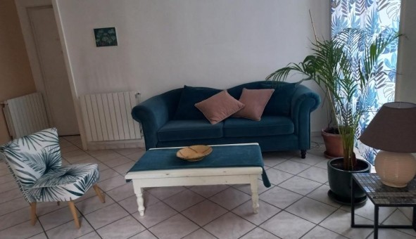 Logement tudiant T3 à La Charme (71100)