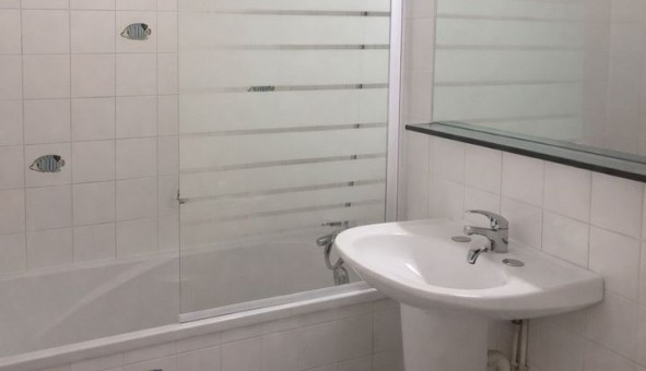 Logement �tudiant T3 &agrave; La Charm�e (71100)