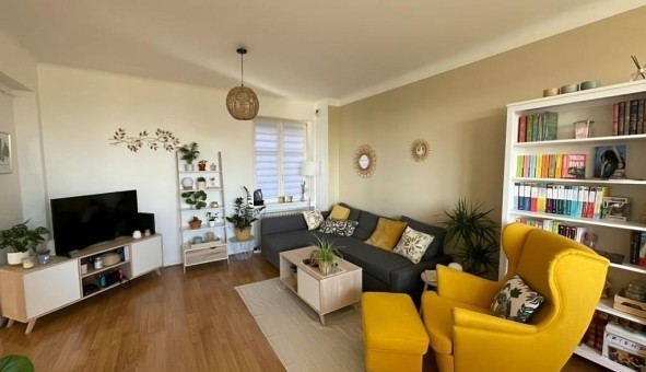 Logement tudiant T3 à La Maxe (57140)