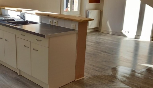 Logement tudiant T3 à La Ricamarie (42150)