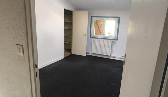 Logement tudiant T3 à La Ricamarie (42150)