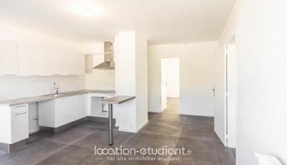 Logement tudiant T3 à La Trinit (06340)