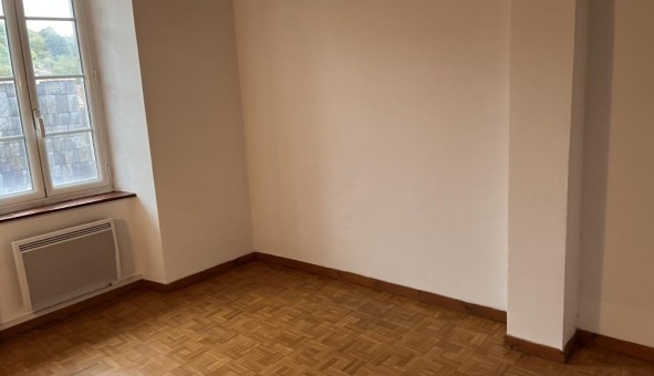 Logement tudiant T3 à Labastide Rouairoux (81270)