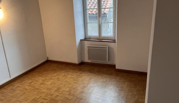 Logement tudiant T3 à Labastide Rouairoux (81270)