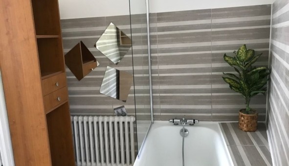 Logement �tudiant T3 &agrave; Lacaune (81230)