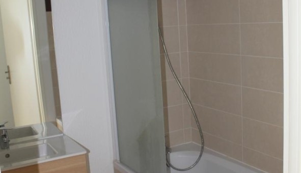 Logement tudiant T3 à Lacroix Saint Ouen (60610)