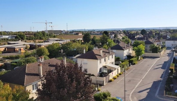 Logement tudiant T3 à Laines aux Bois (10120)