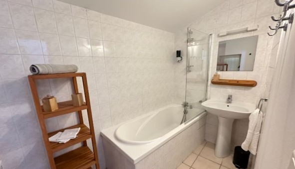 Logement tudiant T3 à Larnas (07220)