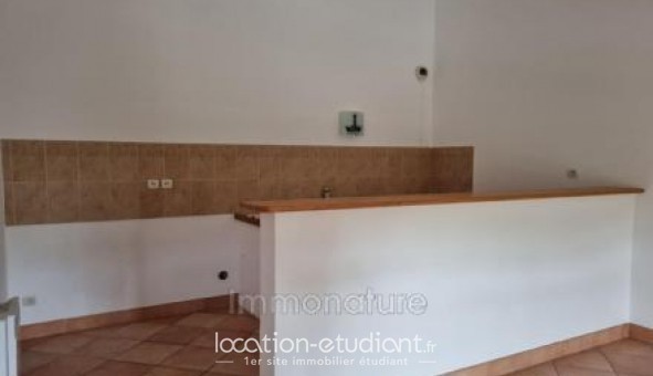 Logement tudiant T3 à Laroque (34190)