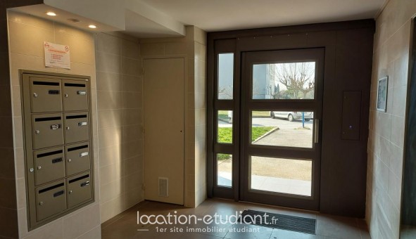 Logement tudiant T3 à Laudun l'Ardoise (30290)