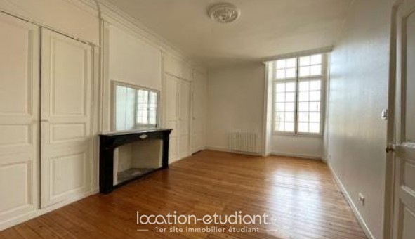 Logement étudiant T3 à Laval (53000)