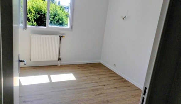 Logement tudiant T3 à Laval (53000)