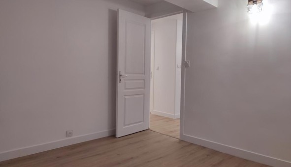 Logement �tudiant T3 &agrave; Le Beausset (83330)