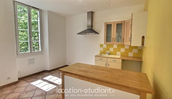 Logement tudiant T3 à Le Cannet des Maures (83340)