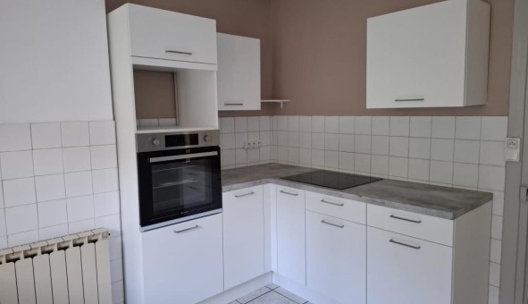 Logement �tudiant Location T3 Vide Le Chambon Feugerolles (42500)