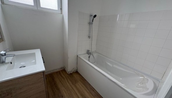 Logement �tudiant T3 &agrave; Le Chambon Feugerolles (42500)