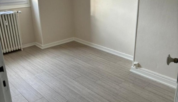 Logement tudiant T3 à Le Creusot (71200)