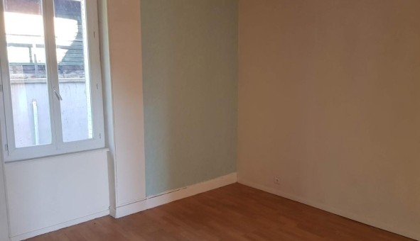 Logement �tudiant T3 &agrave; Le Creusot (71200)